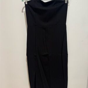 Elegant Black Strapless Dress - Soprano